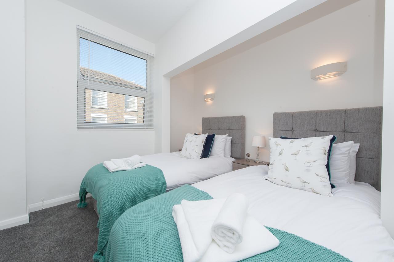 Two Bed Ground Floor Apartment, Sleeps Six, Free Parking And High Speed Wifi Ramsgate Eksteriør bilde
